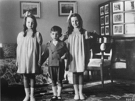 Albert's children, 1936. Marie Charlotte, Franz, and Marie Gabrielle, c.