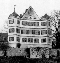 Schloss Leutstetten facade