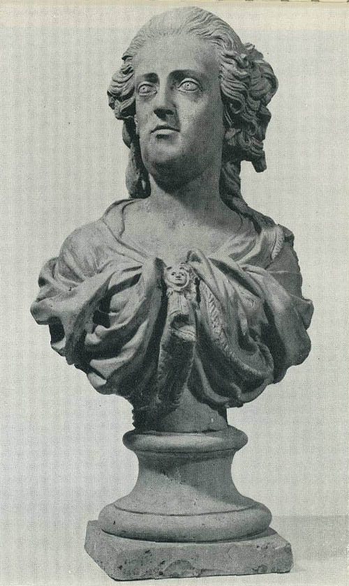 Terracotta bust of Queen Louise